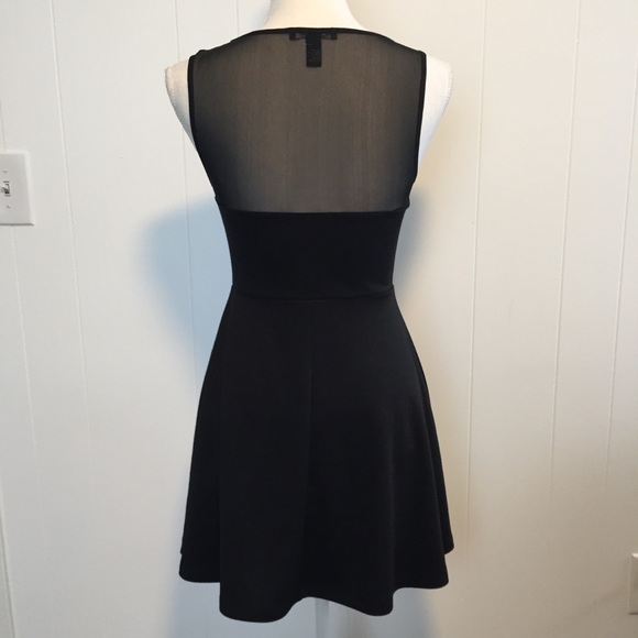 Forever 21 black dress size small. - Picture 3 of 6